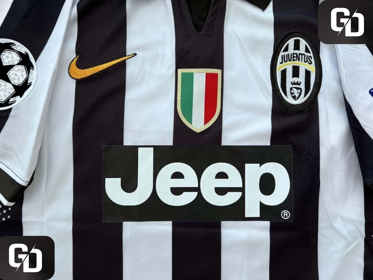 Juventus Home Retro 2015. #10 Tevez