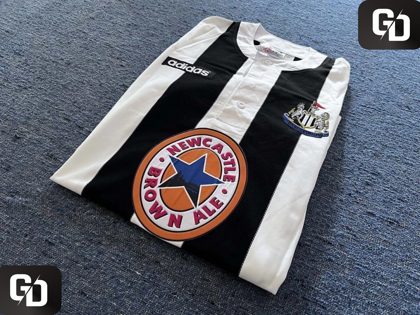 Newcastle Home Retro 1995. #9 Shearer