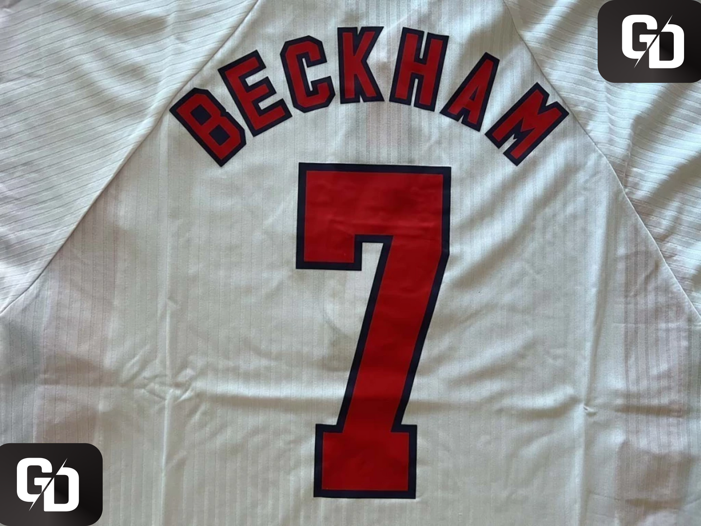 England Home 1998. #7 Beckham.