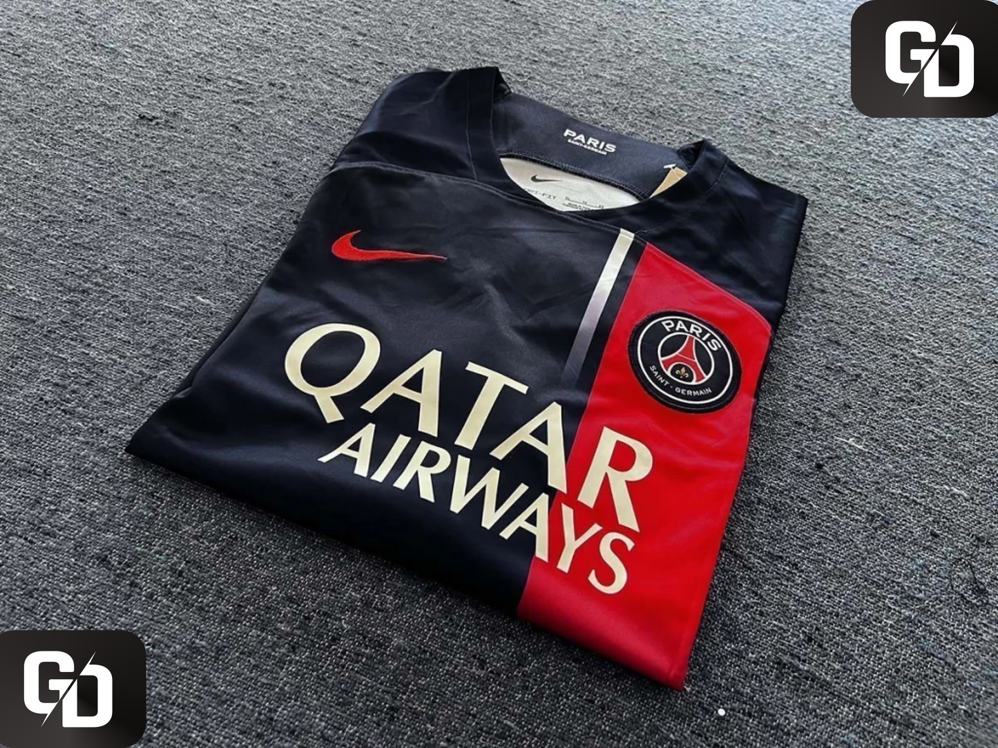 Paris Saint Germain Home 2023. #7 Mbappe