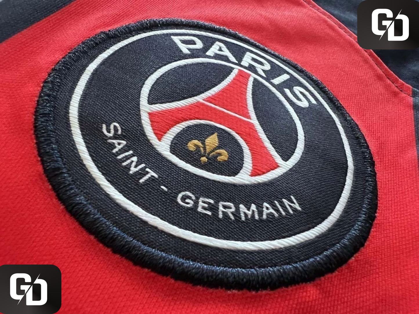 Paris Saint Germain Home 2023. #7 Mbappe