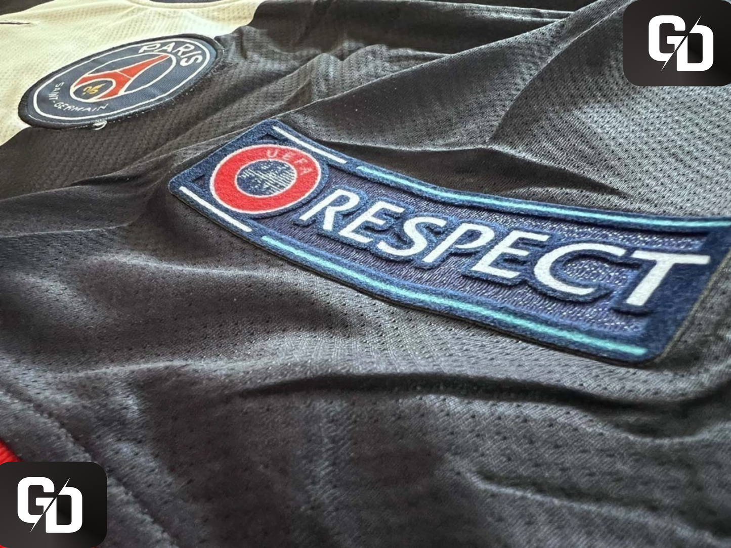 Paris Saint Germain Home Retro 2014. #32 Beckham.