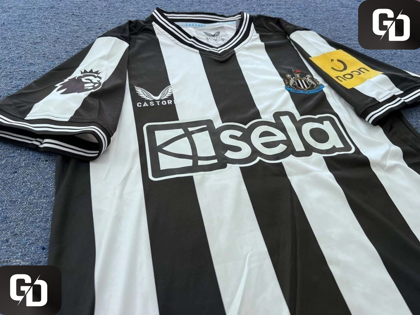 Newcastle United Home 2024. #14 Isak.