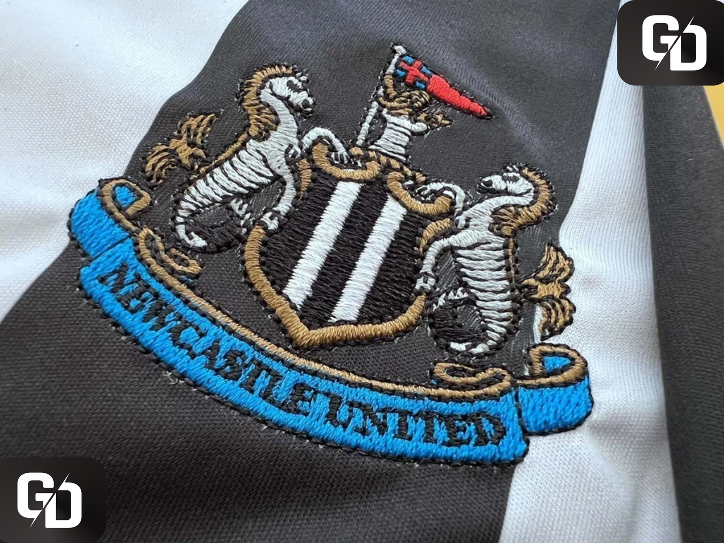 Newcastle United Home 2024. #14 Isak.