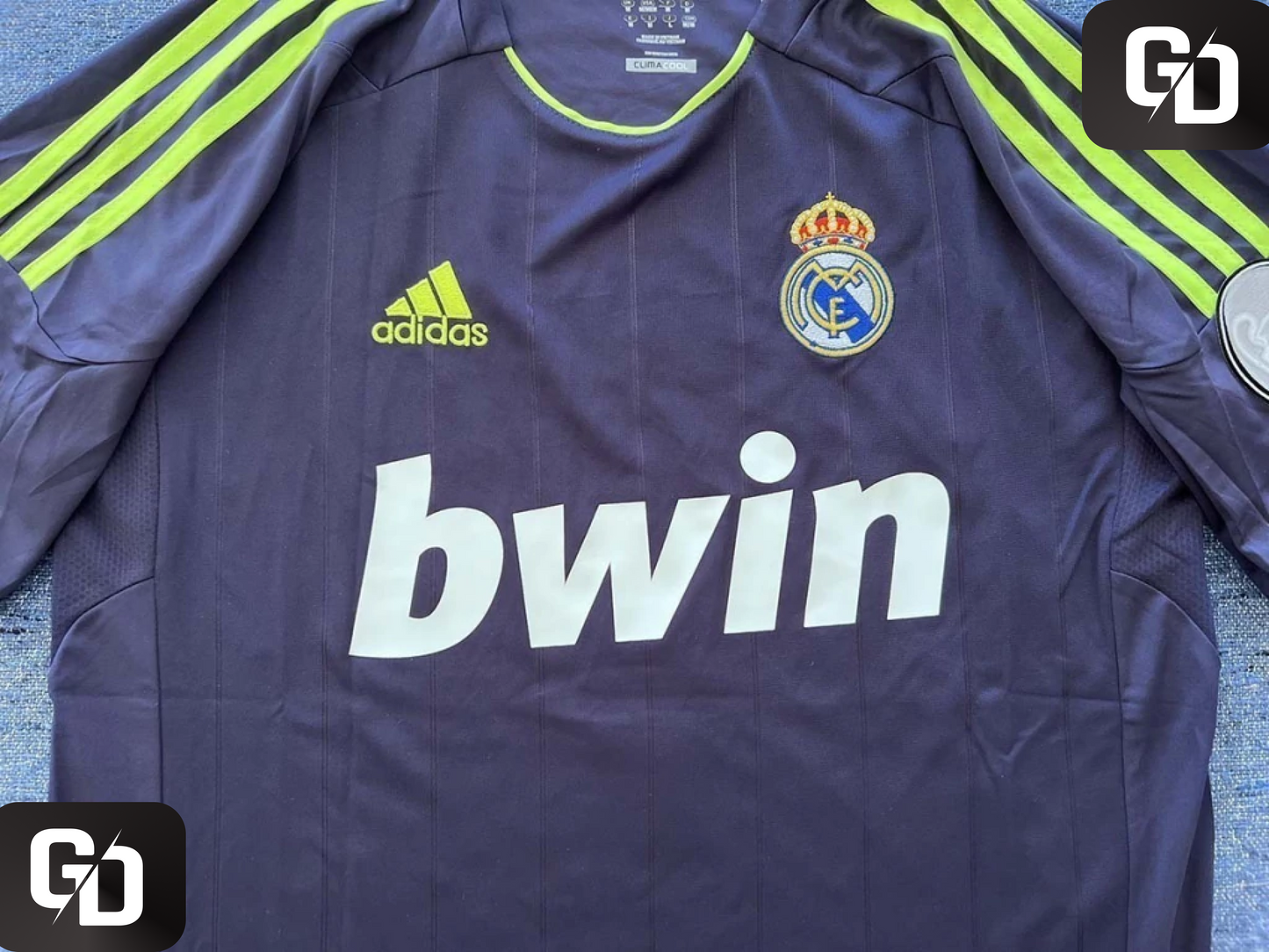 Real Madrid Away Retro 2013. #7 Ronaldo