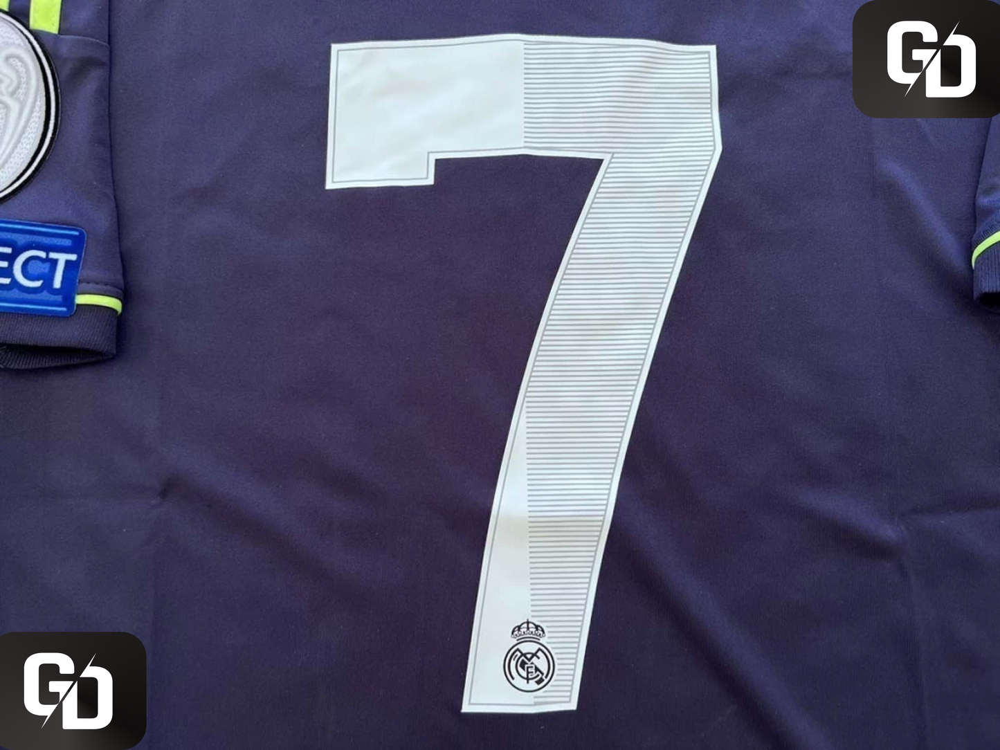 Real Madrid Away Retro 2013. #7 Ronaldo