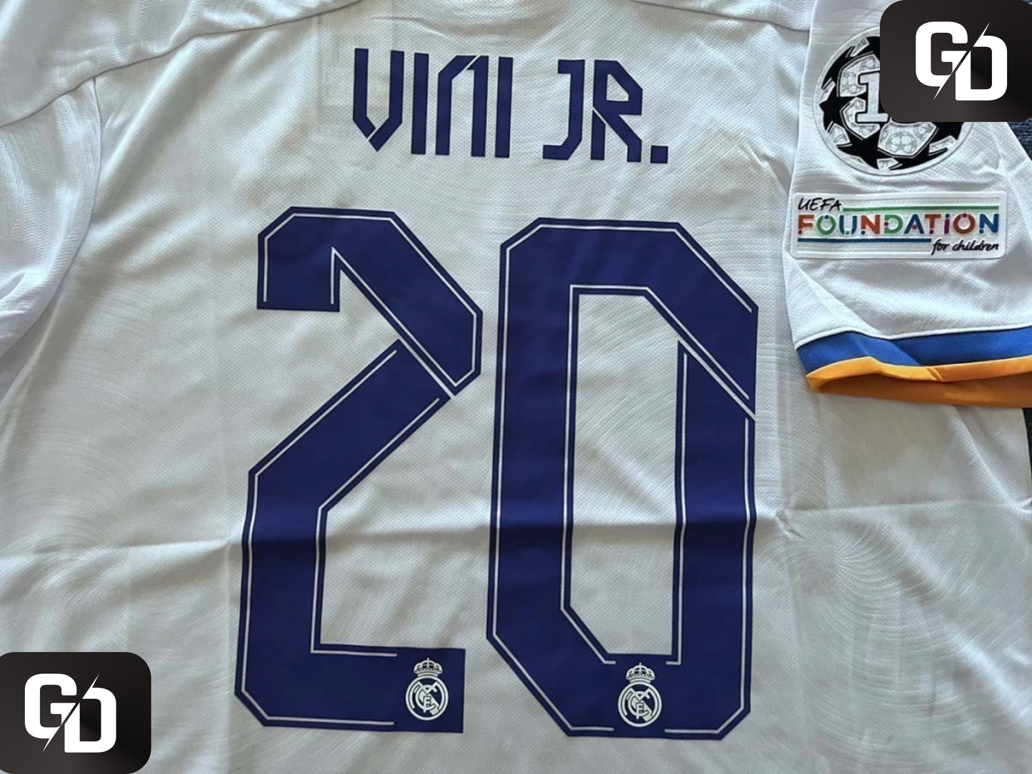 Real Madrid Home 2022. #20 Vini Jr.