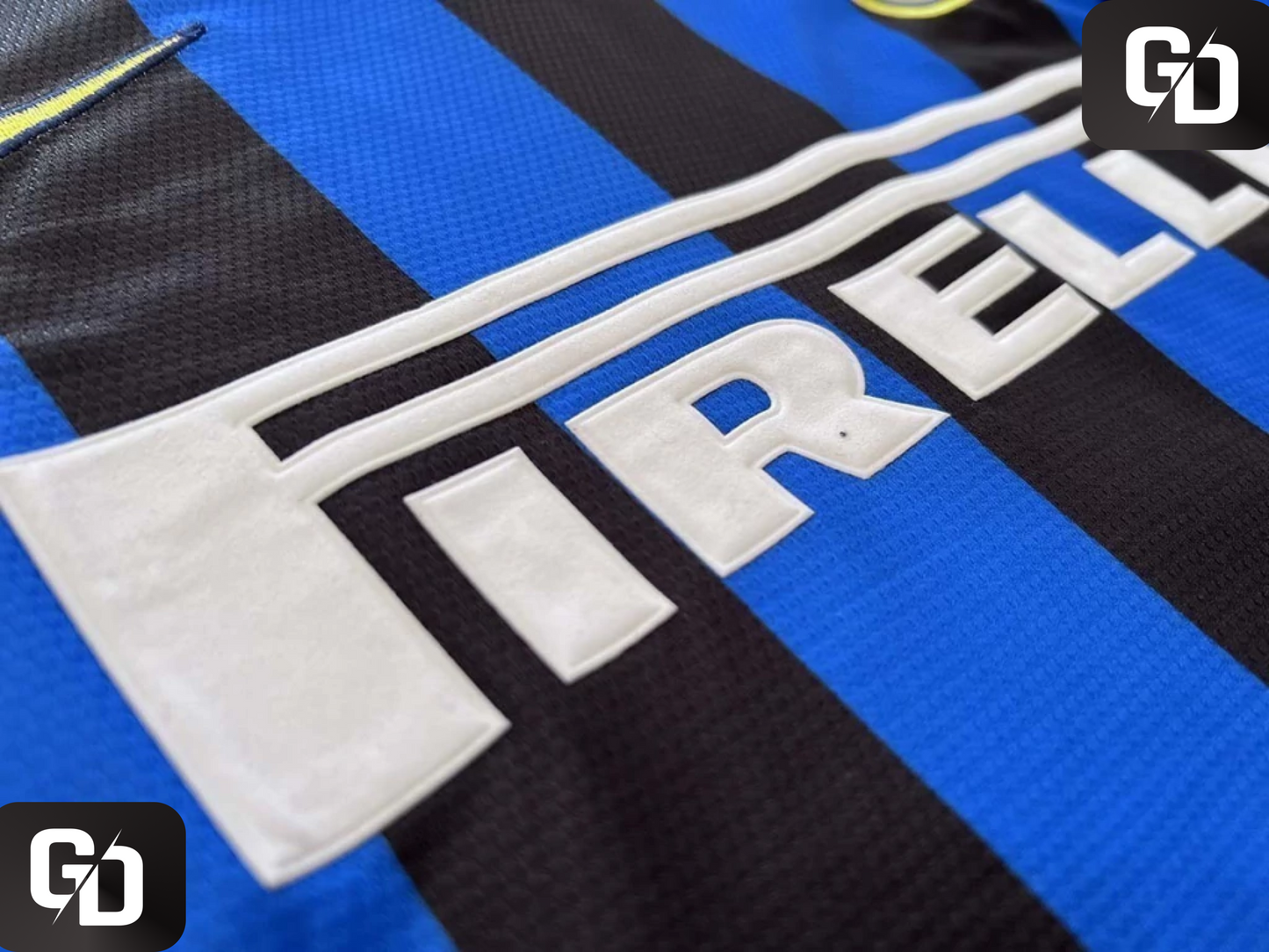 Inter Home Long Sleeves Retro 1999. #9 Ronaldo