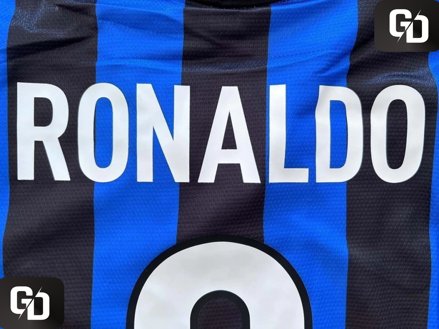 Inter Home Long Sleeves Retro 1999. #9 Ronaldo