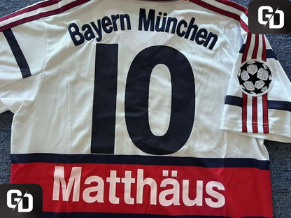 Bayern Munich Away (White) Retro 1998-2000. #10 Matthaus