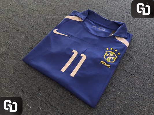 Brazil Home Retro 2002. #11 Ronaldinho. Korea-Japan World Cup