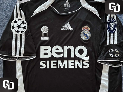 Real Madrid Away (Black) Retro 2007. #9 Ronaldo