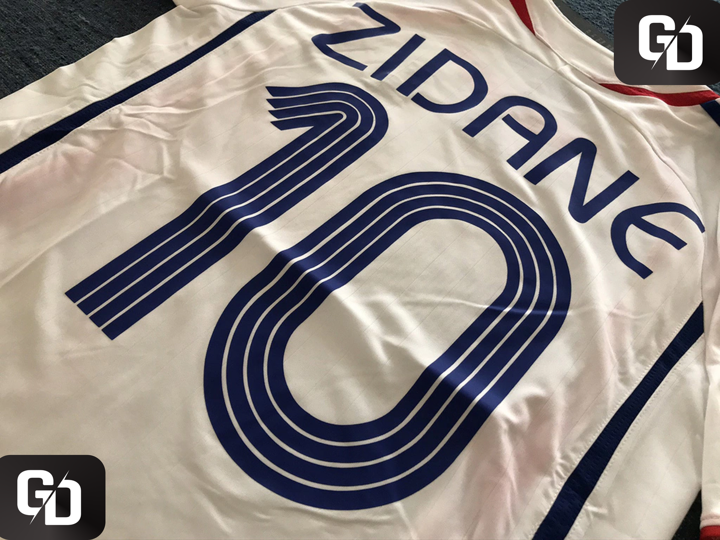 France Away White Retro 2006. #10 Zidane