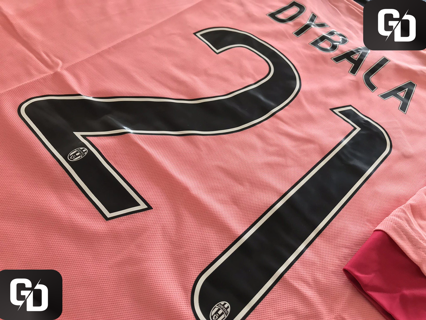 Juventus Away Retro 2016 .Dybala #21