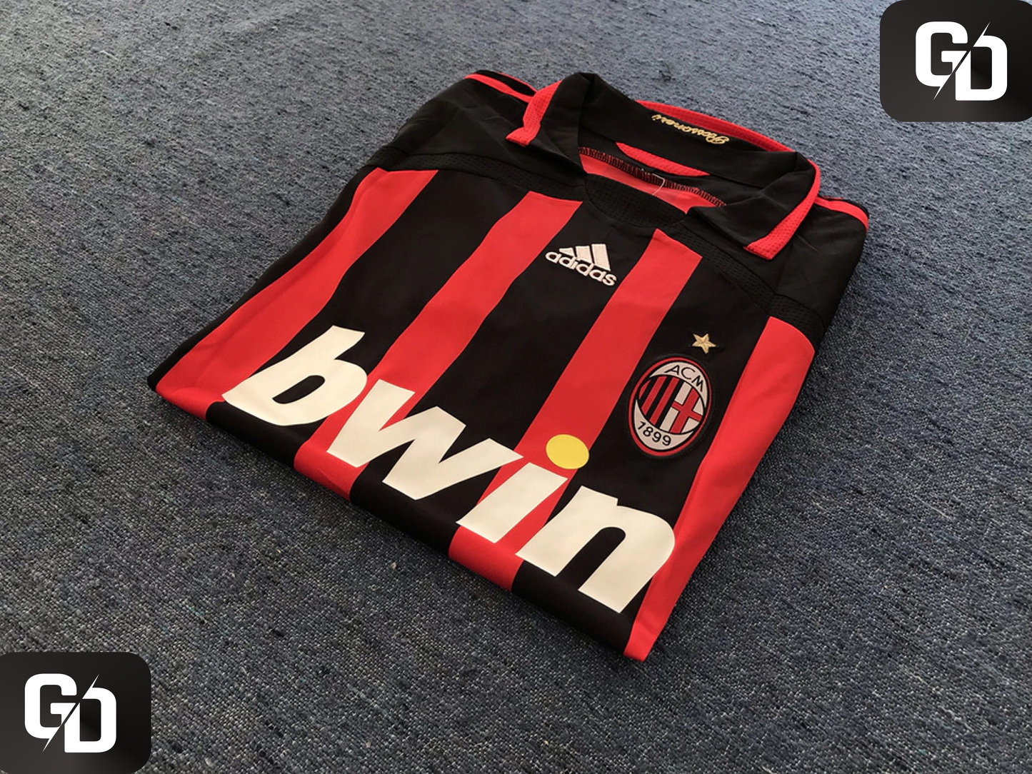 AC Milan Home Retro 2006. #22 Kaka