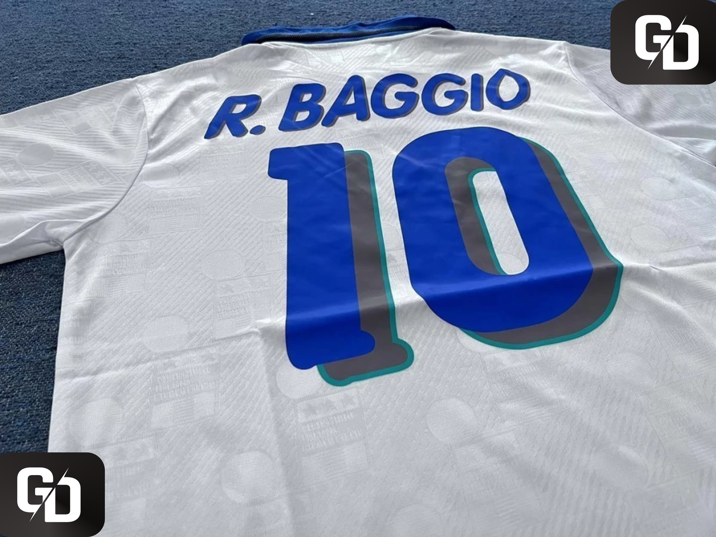 Italy Away Retro 1994. #10 Baggio