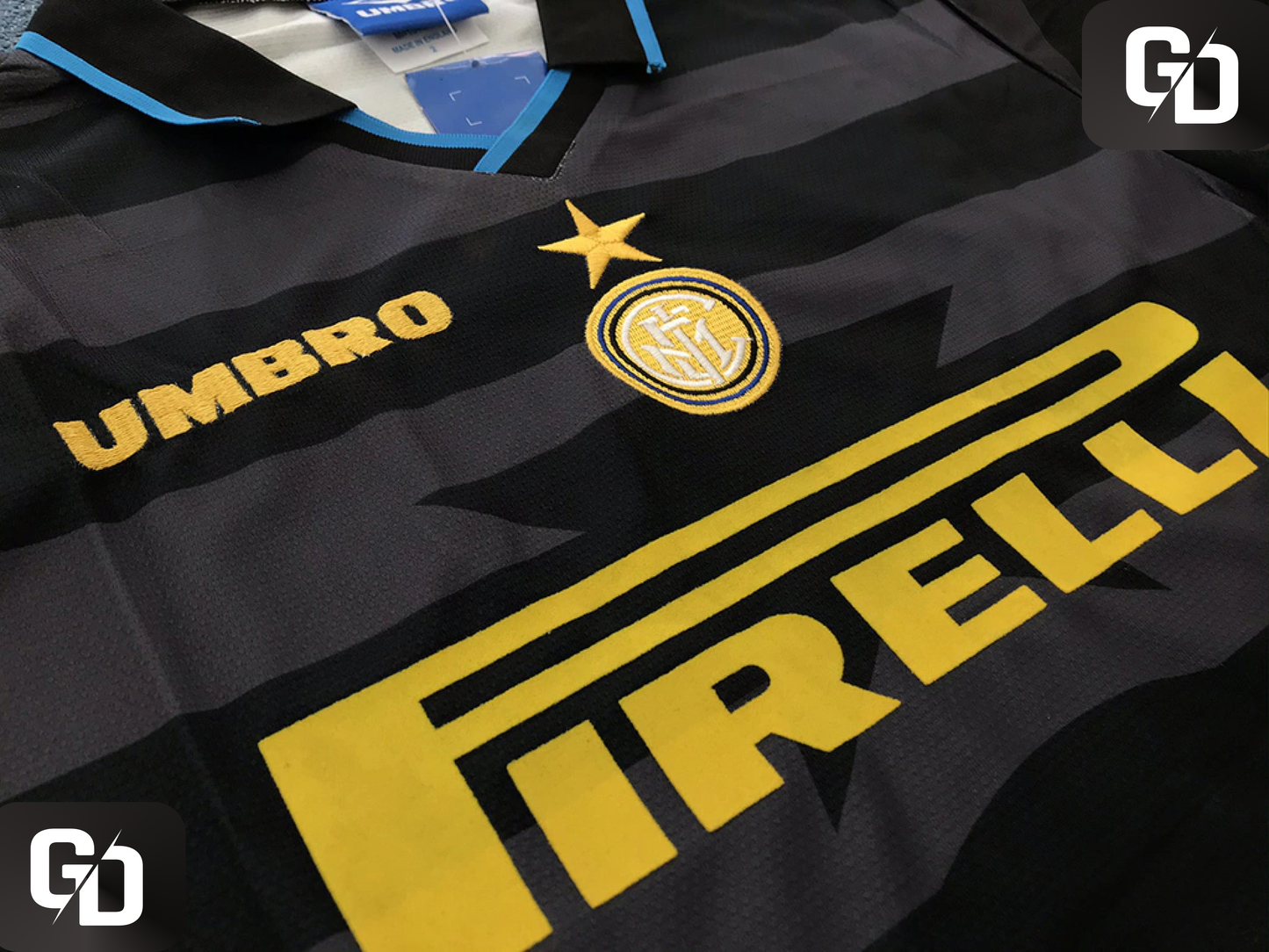 Inter Black Retro 1998. #10 Ronaldo