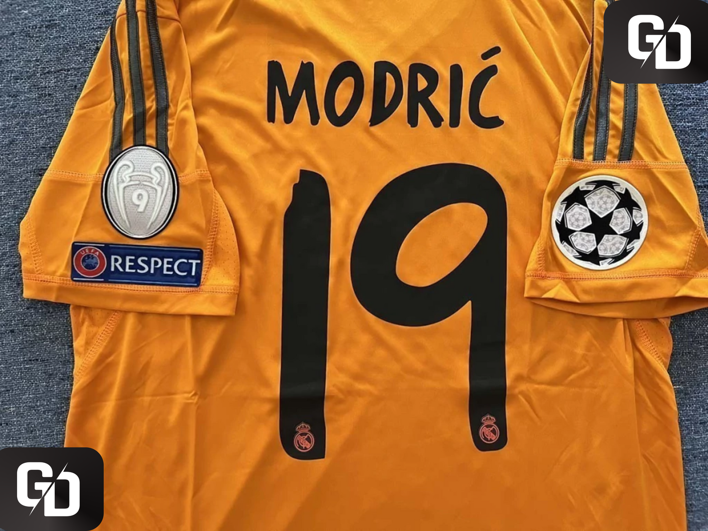 Real Madrid Alternate (Orange) Retro 2014. #19 Modric