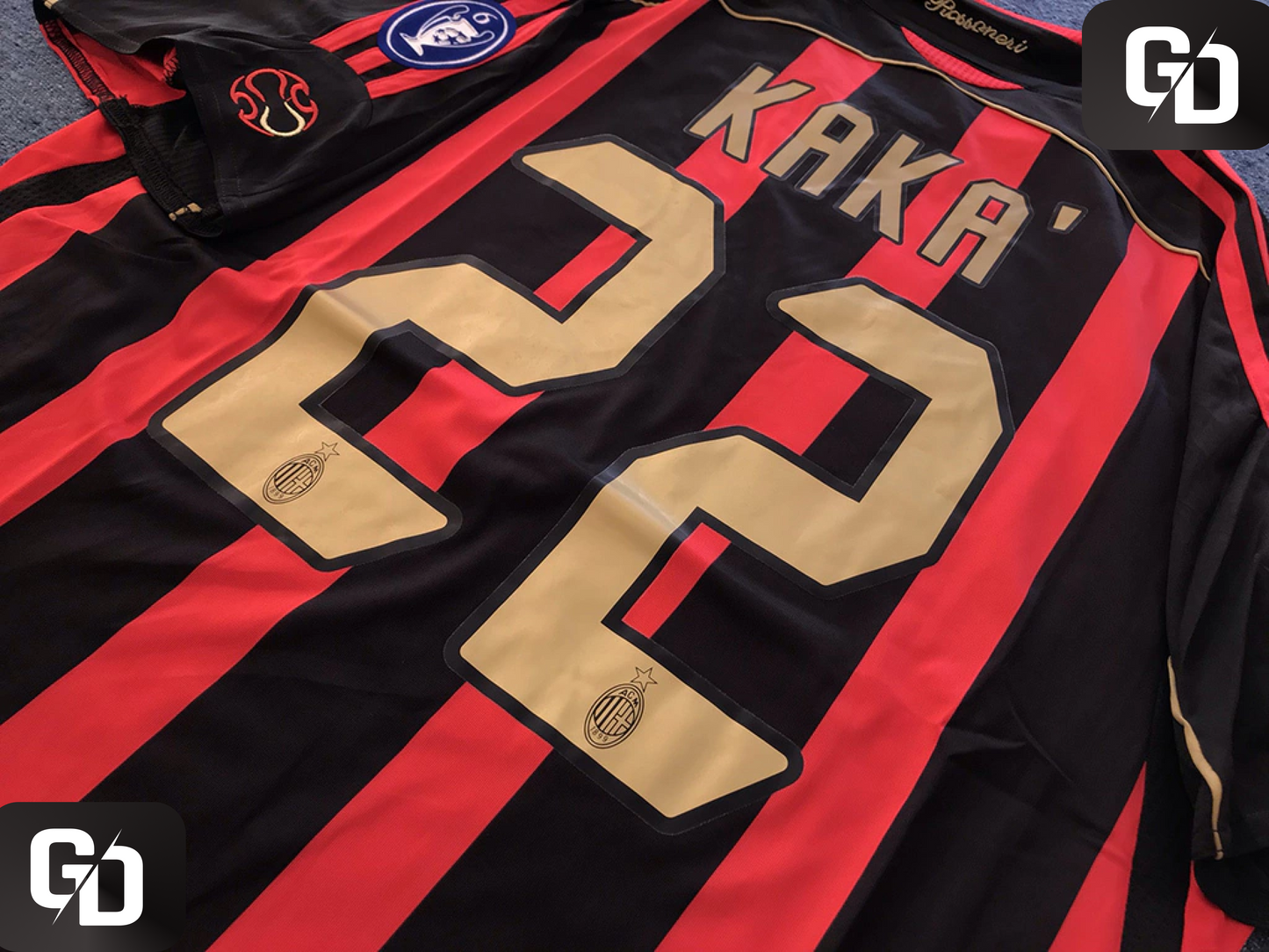 AC Milan Home Retro 2006. #22 Kaka