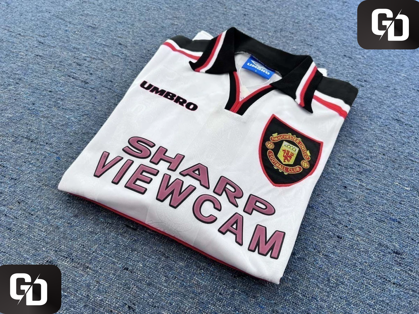 Manchester United Away Retro 1998. Long Sleeves. #7 Beckham