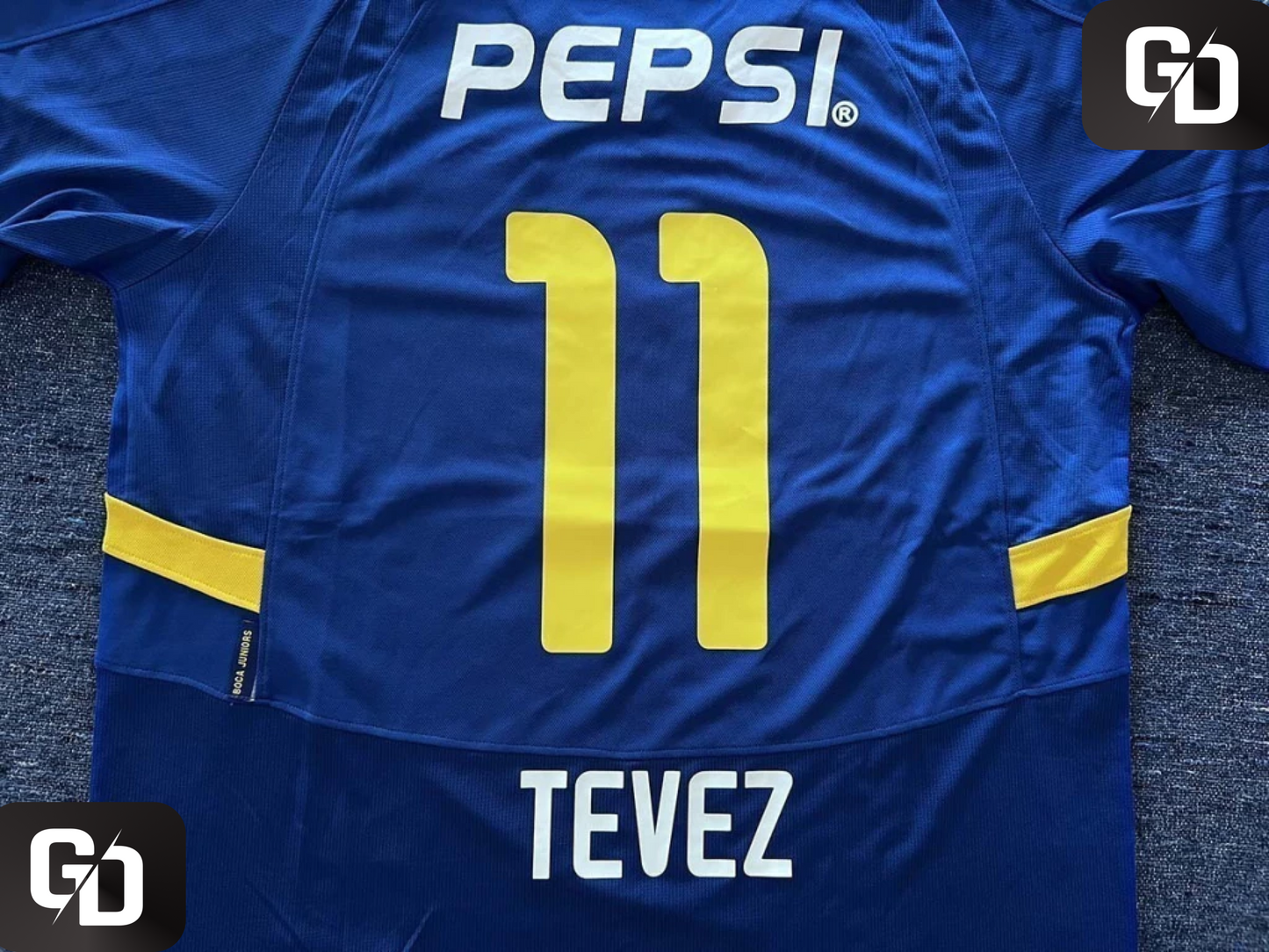 Boca Juniors Home Retro 2003. #11 Tevez