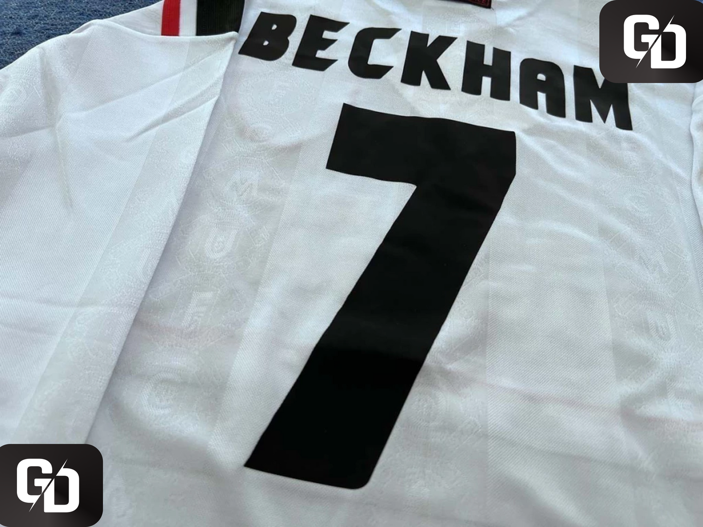 Manchester United Away Retro 1998. Long Sleeves. #7 Beckham