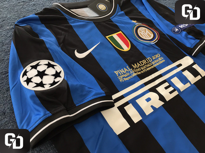 Inter Milan Home Retro 2010. #22 Milito