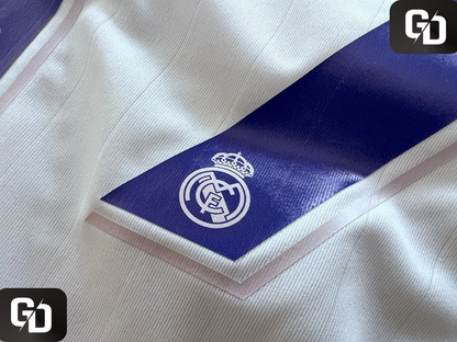 Real Madrid Home Retro 2007. #17 V.Nistelrooy