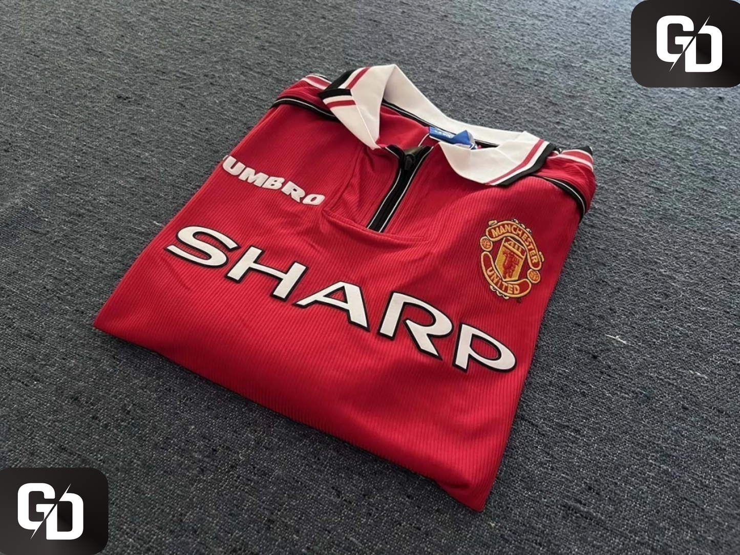 Manchester United Home Retro 1999 (Long sleeve). #7 Beckham