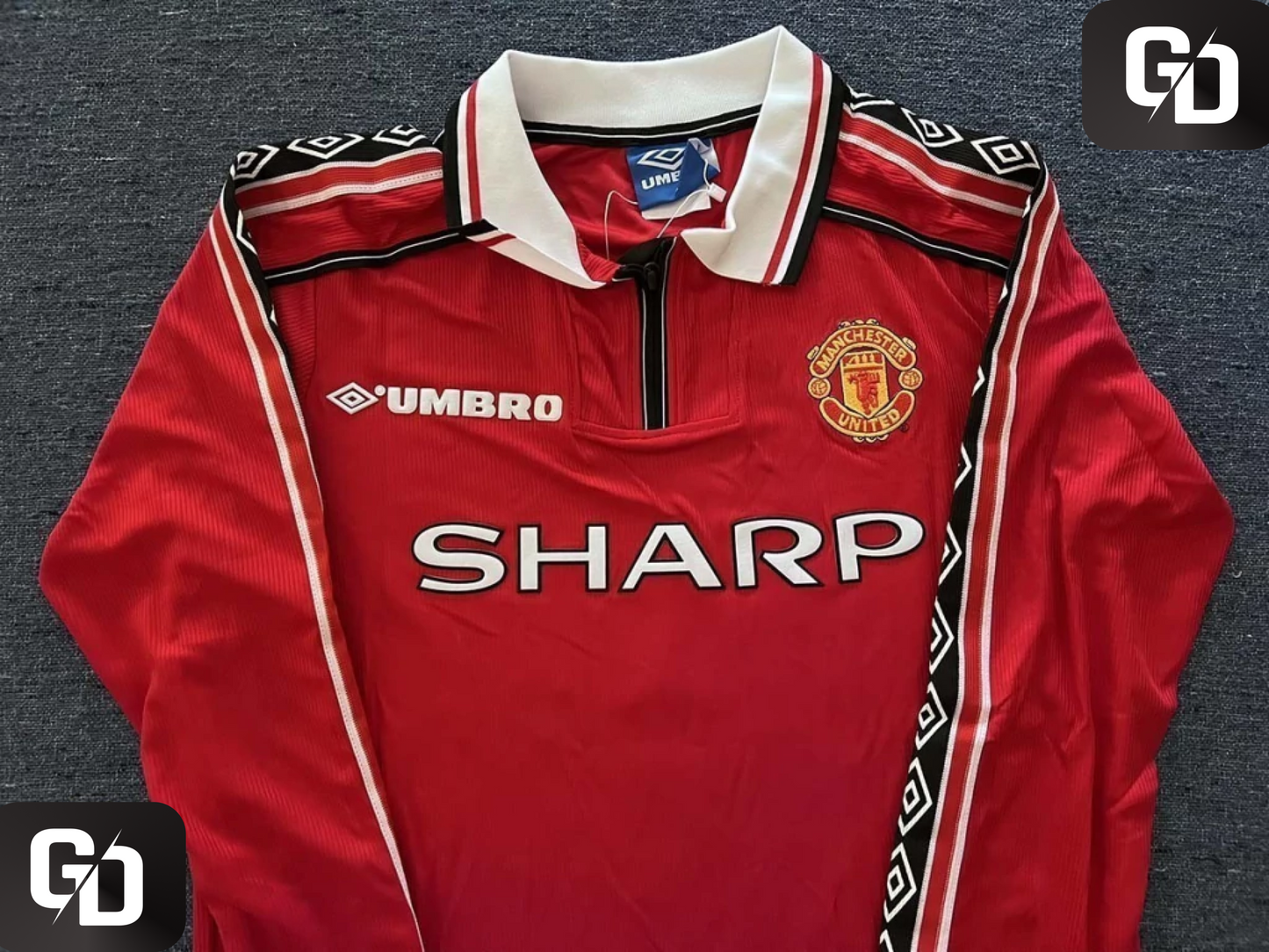 Manchester United Home Retro 1999 (Long sleeve). #7 Beckham