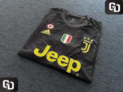 Juventus Third Retro 2019. #7 Ronaldo