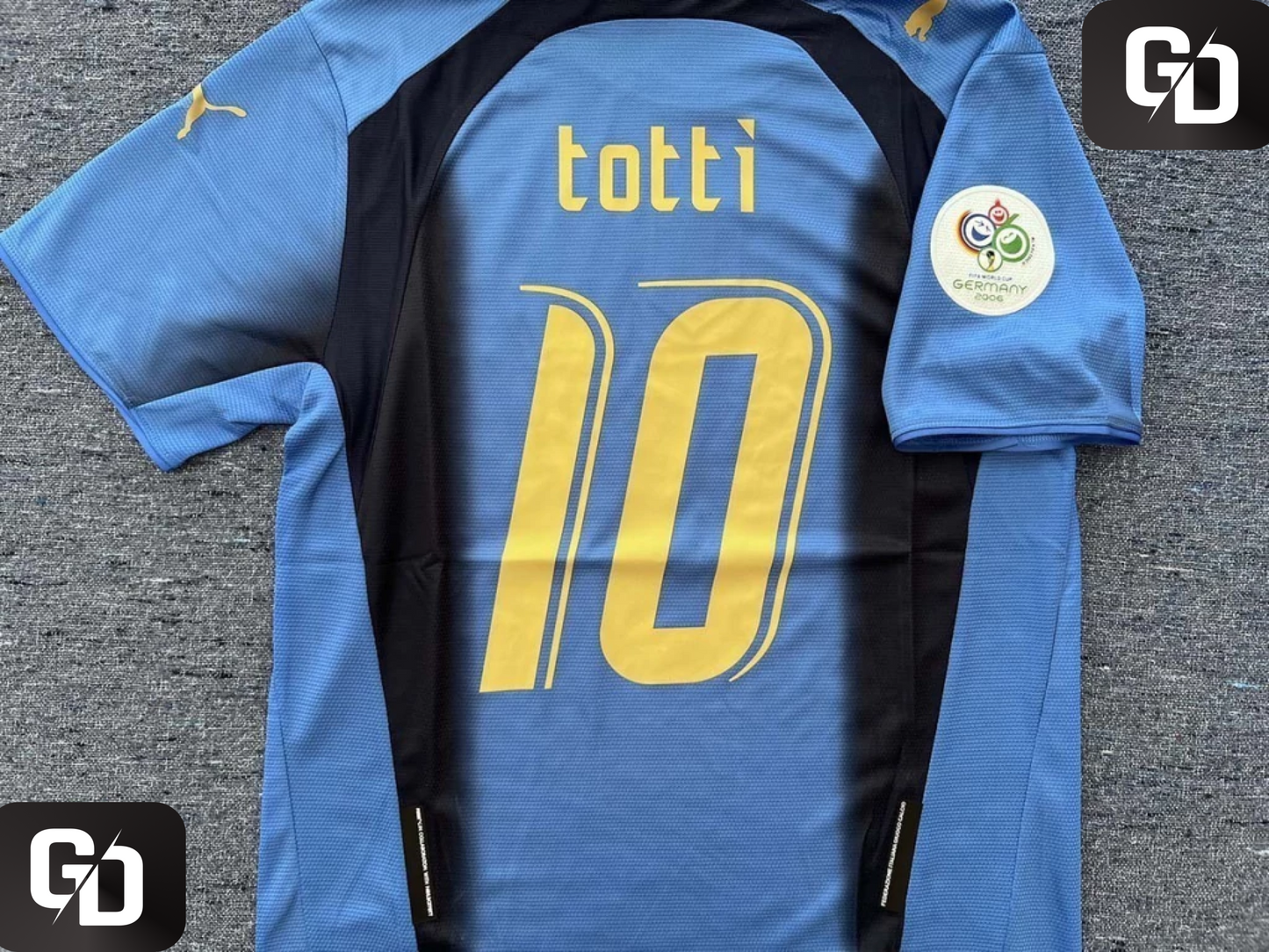 Italy Home Retro 2006. #10 Totti